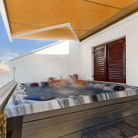 Rudi בית נופש